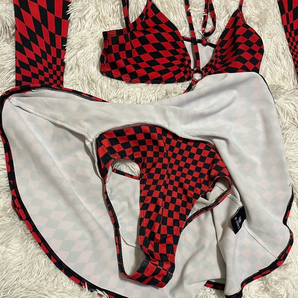 Badinka Punks Not Dead Set - Picture 10 of 16